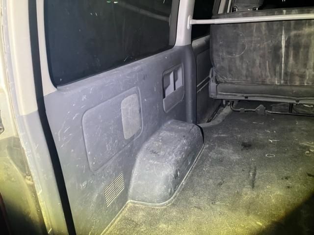 TOYOTA HIACE VAN 2WD 2005 Image 31