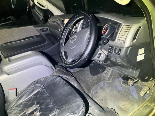 TOYOTA HIACE VAN 2WD 2005 Image 31