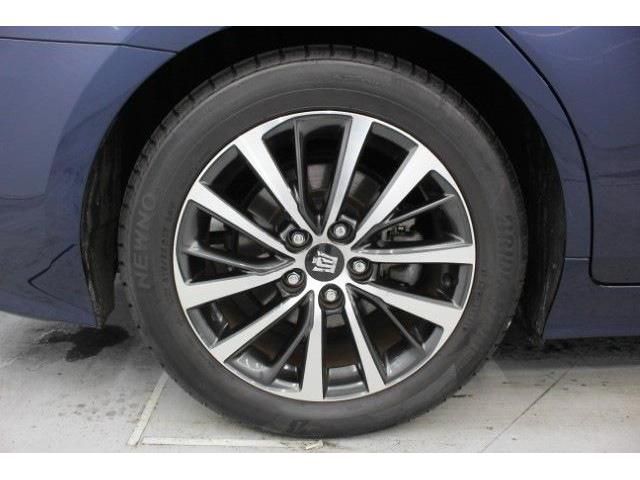 TOYOTA CROWN SEDAN HYBRID 2018 Image 31