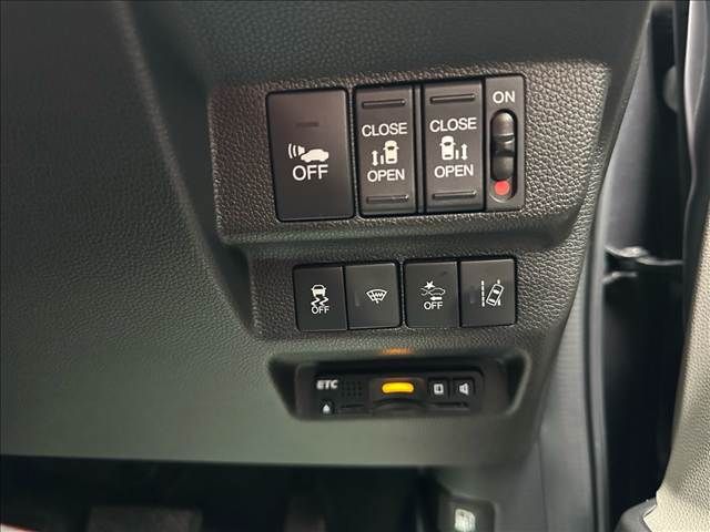 HONDA FREED HYBRID 2018 Image 31