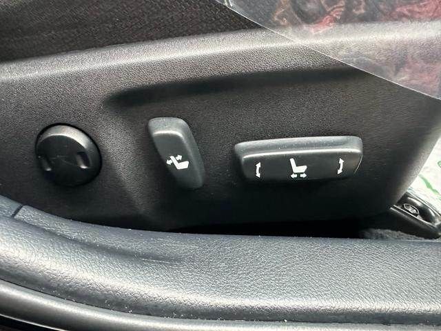 TOYOTA CAMRY HYBRID 2012 Image 31