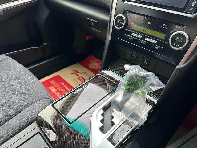 TOYOTA CAMRY HYBRID 2012 Image 31