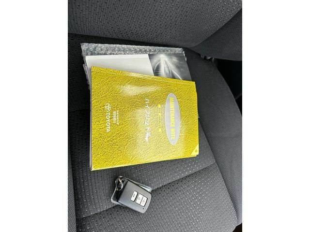 TOYOTA CAMRY HYBRID 2012 Image 31