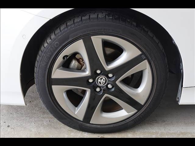 TOYOTA PRIUS PHV 2021 Image 31