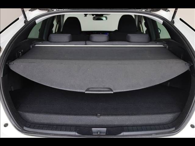 TOYOTA PRIUS PHV 2021 Image 31