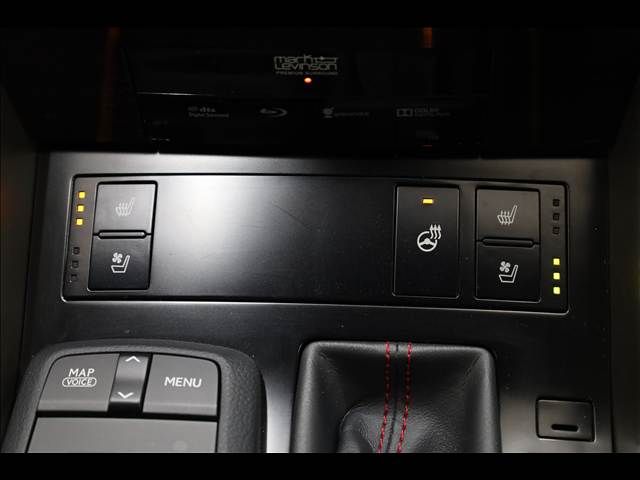 TOYOTA LEXUS IS300H 2013 Image 31