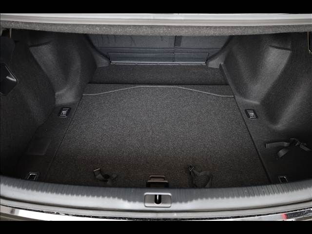 TOYOTA LEXUS IS300H 2013 Image 31