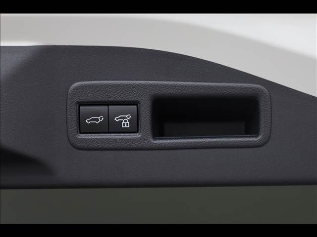 TOYOTA BZ4X 2023 Image 31