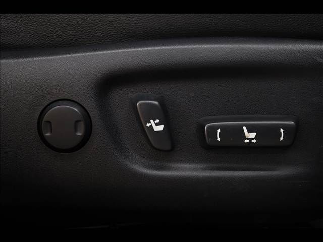 TOYOTA PRIUS 2013 Image 31