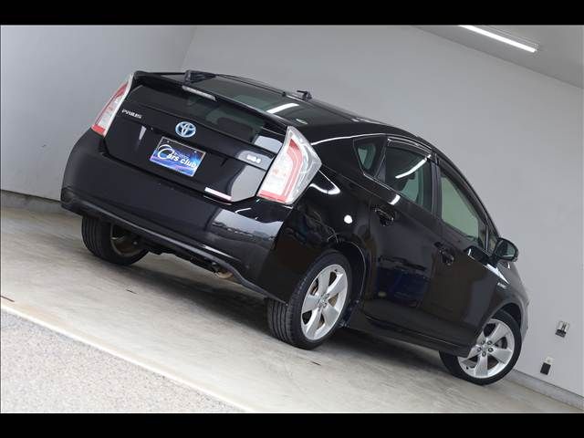 TOYOTA PRIUS 2013 Image 31