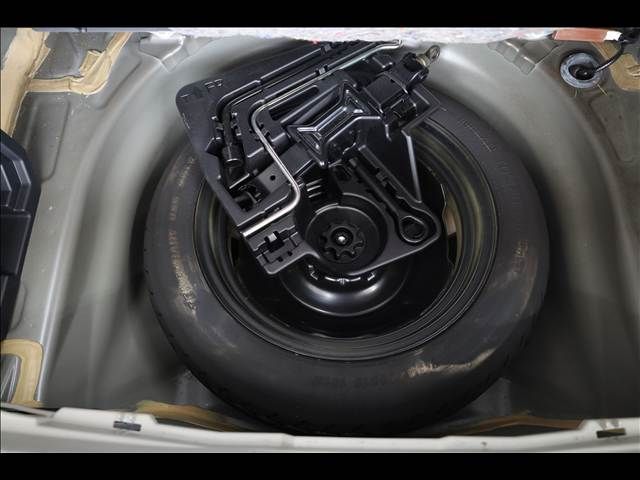 TOYOTA PRIUS 2013 Image 31