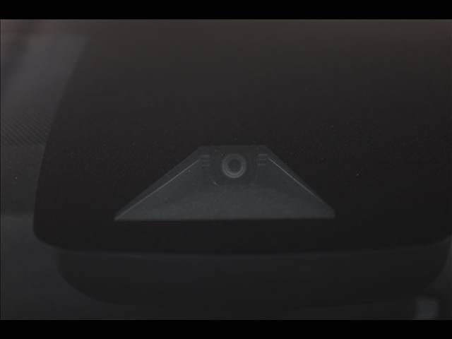 TOYOTA PRIUS PHV 2020 Image 31