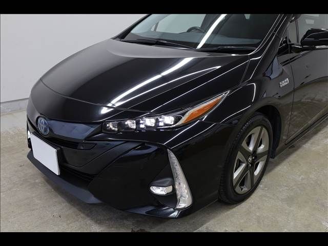 TOYOTA PRIUS PHV 2020 Image 31