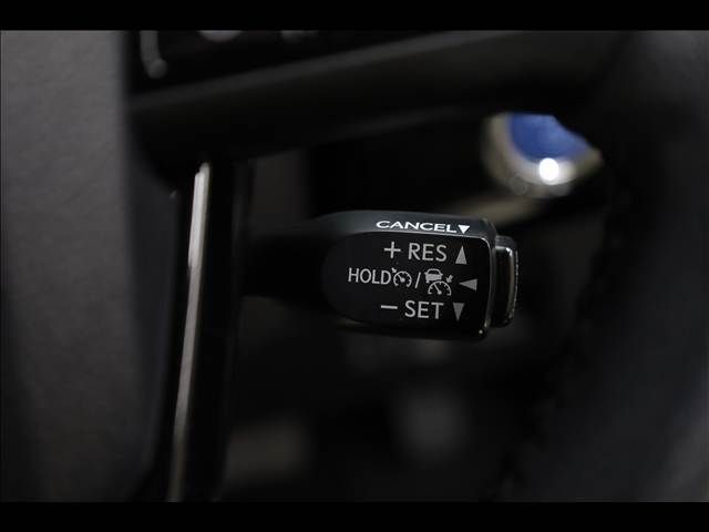 TOYOTA PRIUS PHV 2020 Image 31