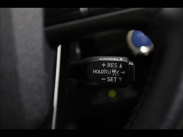 TOYOTA PRIUS 2019 Image 31