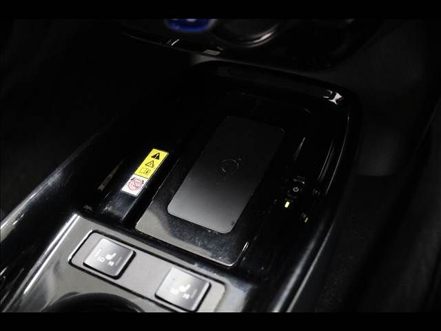 TOYOTA PRIUS 2019 Image 31