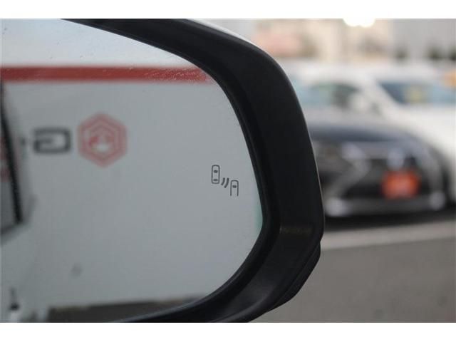 TOYOTA NOAH HYBRID 4WD 2022 Image 31