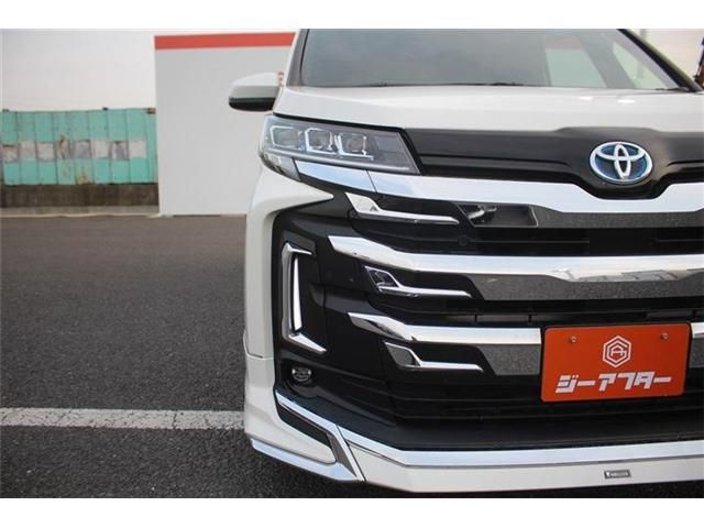 TOYOTA NOAH HYBRID 4WD 2022 Image 31