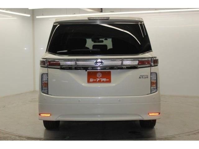 NISSAN ELGRAND 2020 Image 31