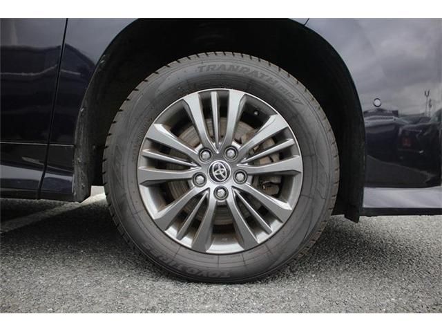 TOYOTA VOXY HYBRID 4WD 2022 Image 31