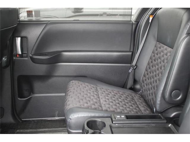 TOYOTA VOXY HYBRID 4WD 2022 Image 31