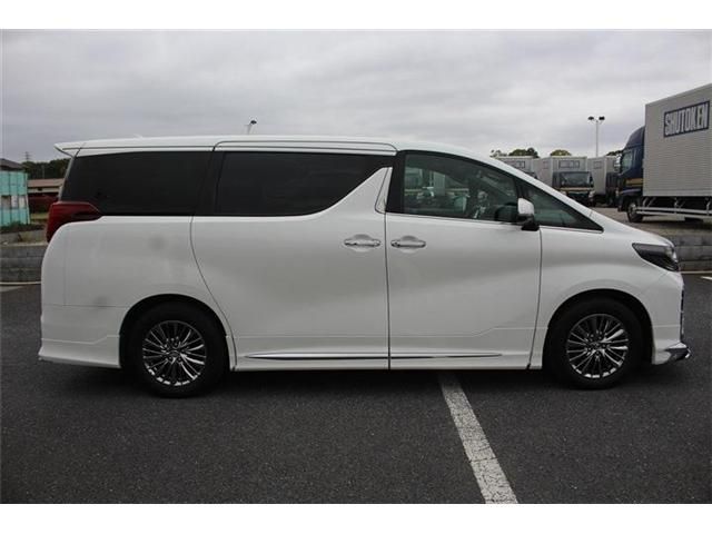 TOYOTA ALPHARD 4WD 2018 Image 31