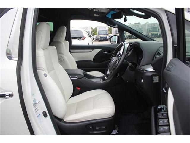 TOYOTA ALPHARD 4WD 2018 Image 31