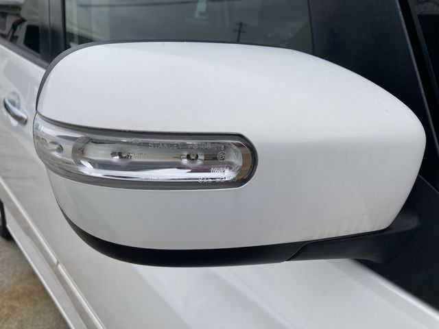 MAZDA BIANTE 2011 Image 31