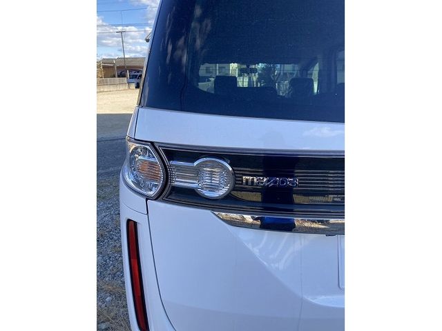 MAZDA BIANTE 2011 Image 31