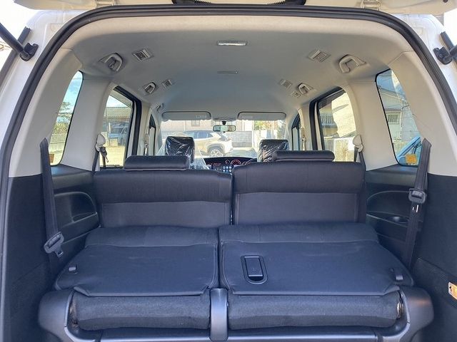 MAZDA BIANTE 2011 Image 31