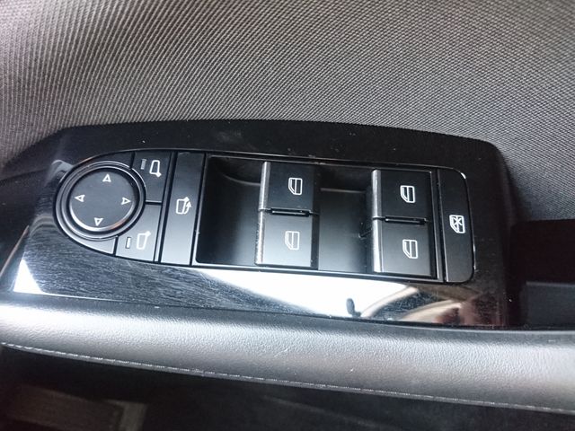 MAZDA 3 SEDAN 2024 Image 31