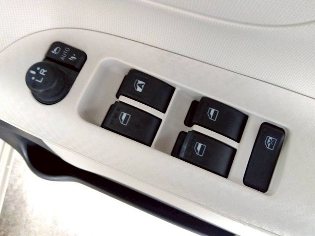 DAIHATSU MOVE CANBUS 4WD 2019 Image 31