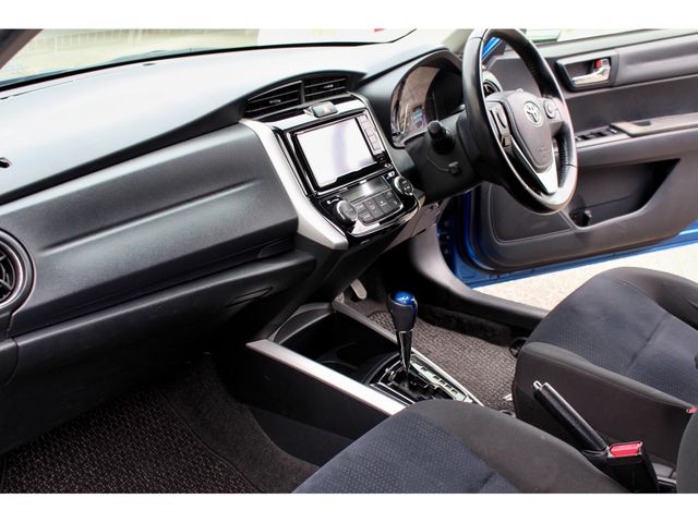 TOYOTA COROLLA FIELDER HYBR 2015 Image 31