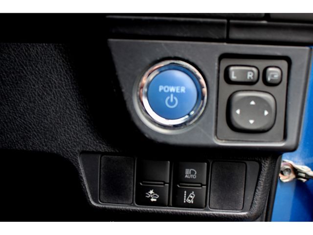 TOYOTA COROLLA FIELDER HYBR 2015 Image 31