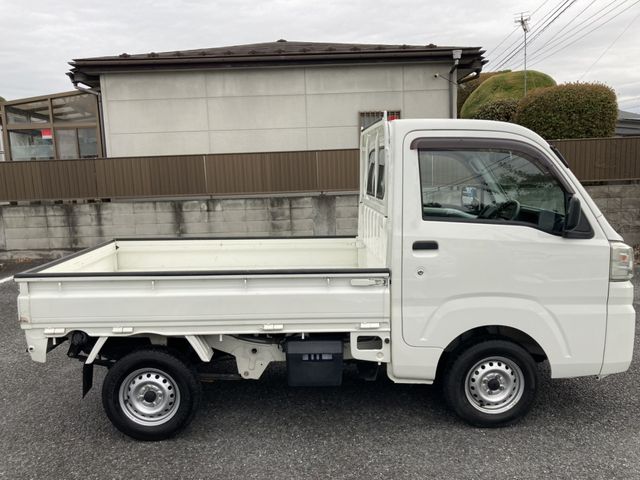 DAIHATSU HIJET TRUCK 2015 Image 31