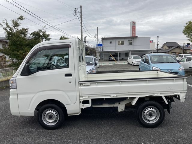 DAIHATSU HIJET TRUCK 2015 Image 31