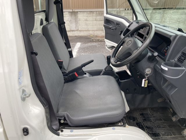 DAIHATSU HIJET TRUCK 2015 Image 31