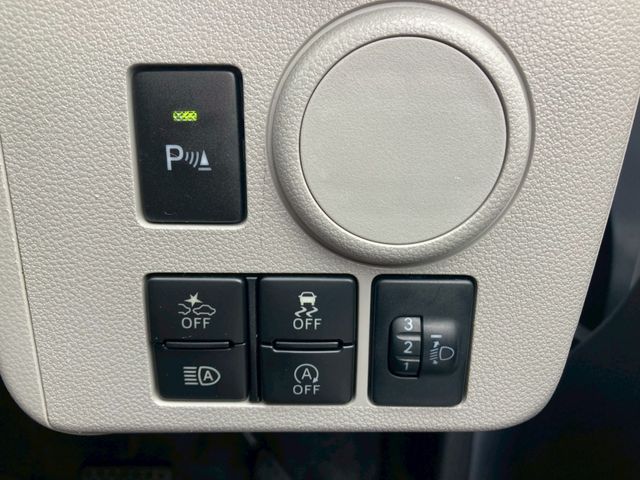 DAIHATSU MIRA E:S 2018 Image 31