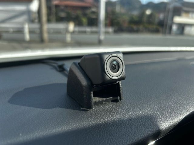 TOYOTA LEXUS ES300H 2019 Image 31