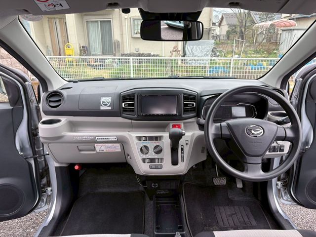 DAIHATSU MIRA E:S 2018 Image 31