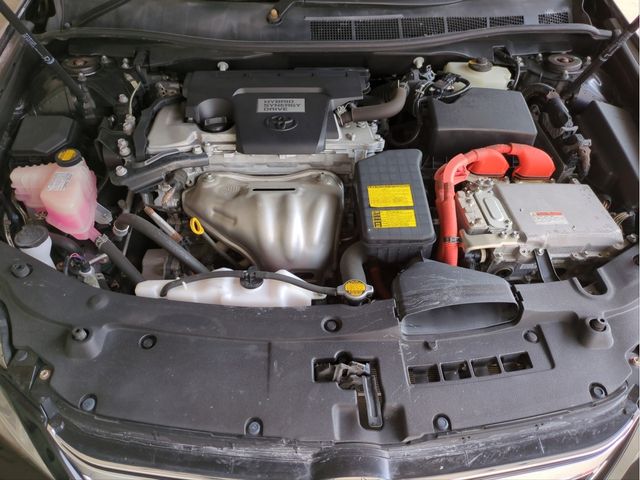 TOYOTA CAMRY HYBRID 2014 Image 31
