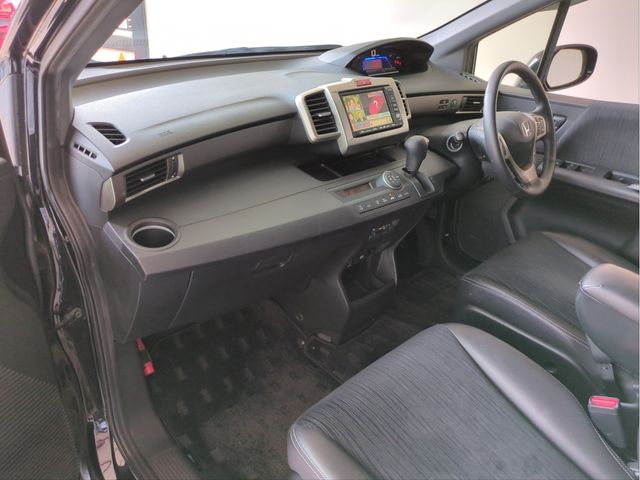 HONDA FREED SPIKE HYBRID 2013 Image 31