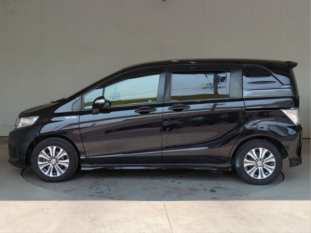 HONDA FREED SPIKE HYBRID 2013 Image 31