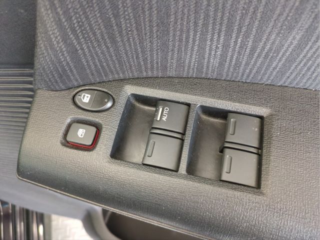 HONDA FREED SPIKE HYBRID 2013 Image 31