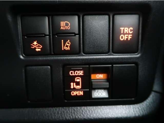 TOYOTA ESQUIRE HYBRID 2019 Image 31