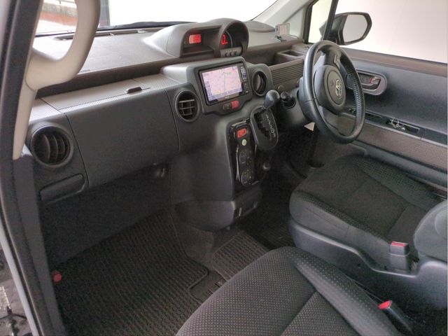 TOYOTA PORTE 2018 Image 31