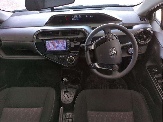 TOYOTA AQUA 2019 Image 31