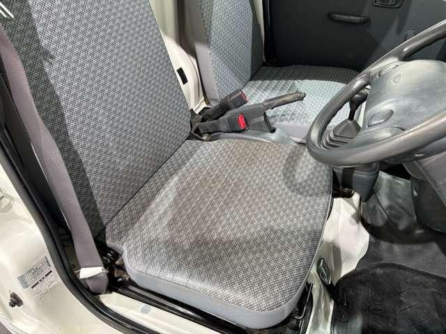 DAIHATSU HIJET TRUCK 4WD 2012 Image 31