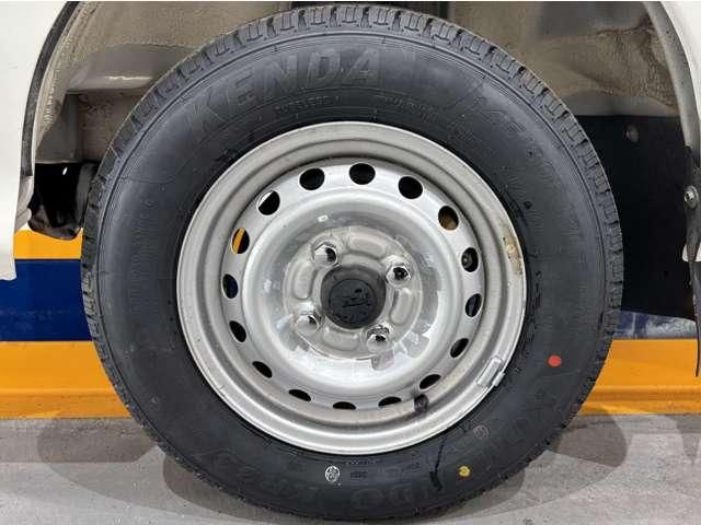 DAIHATSU HIJET TRUCK 4WD 2012 Image 31