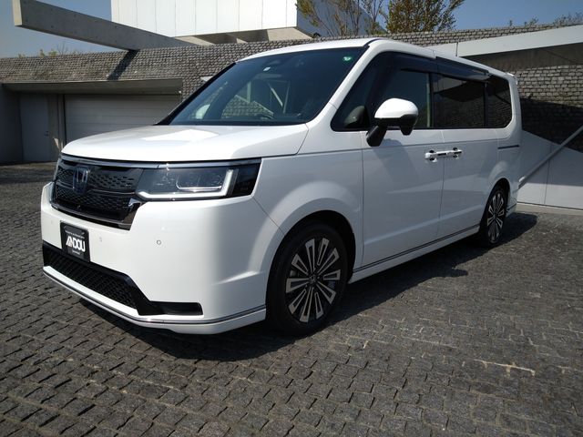 HONDA STEPWAGON E:HEV SPAD 2022 Image 31